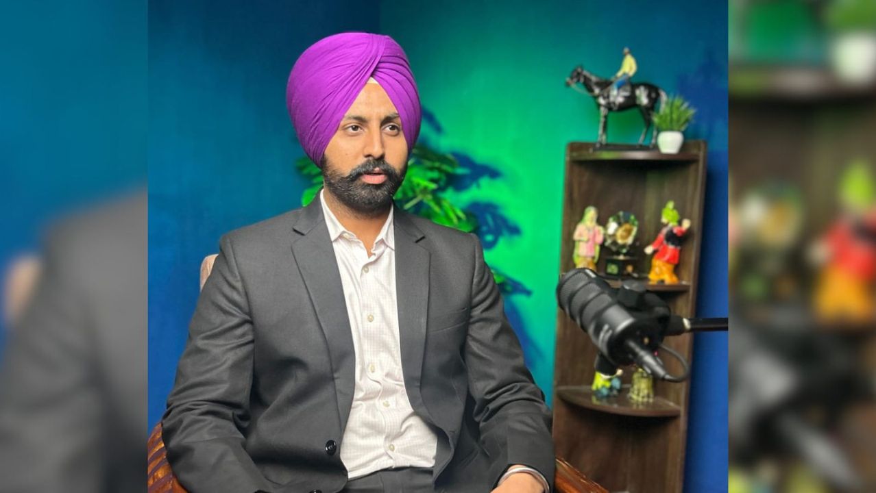 Bharpuur growth graphologist